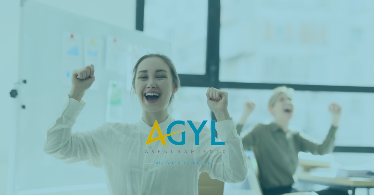 Purple Pink Modern Backpack Shop Facebook Ad-2